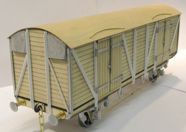 GWR / BR 20t VENTILATED VAN (MINK G)