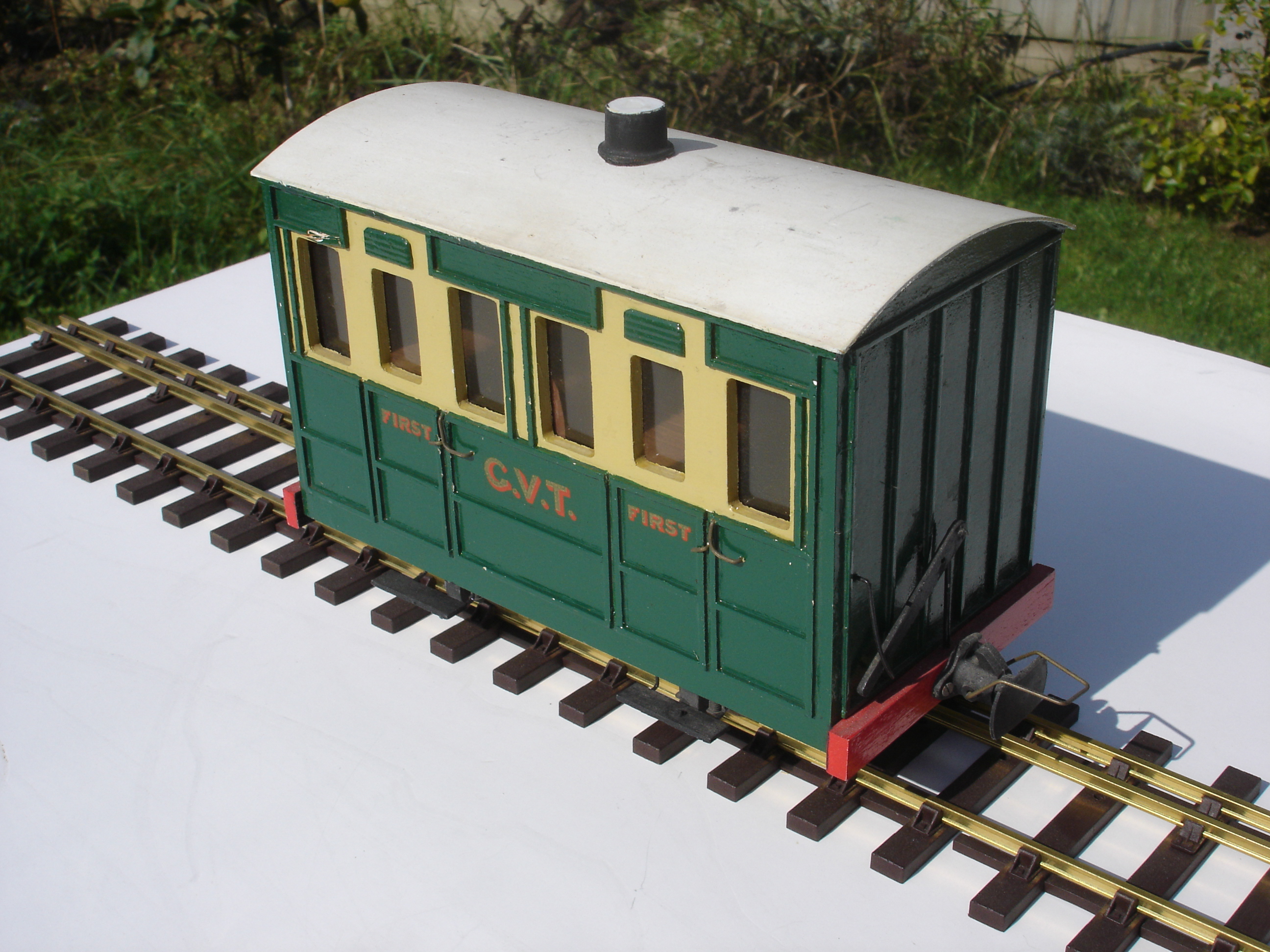 GLYN VALLEY RAILWAY FIRST/THIRD COACH