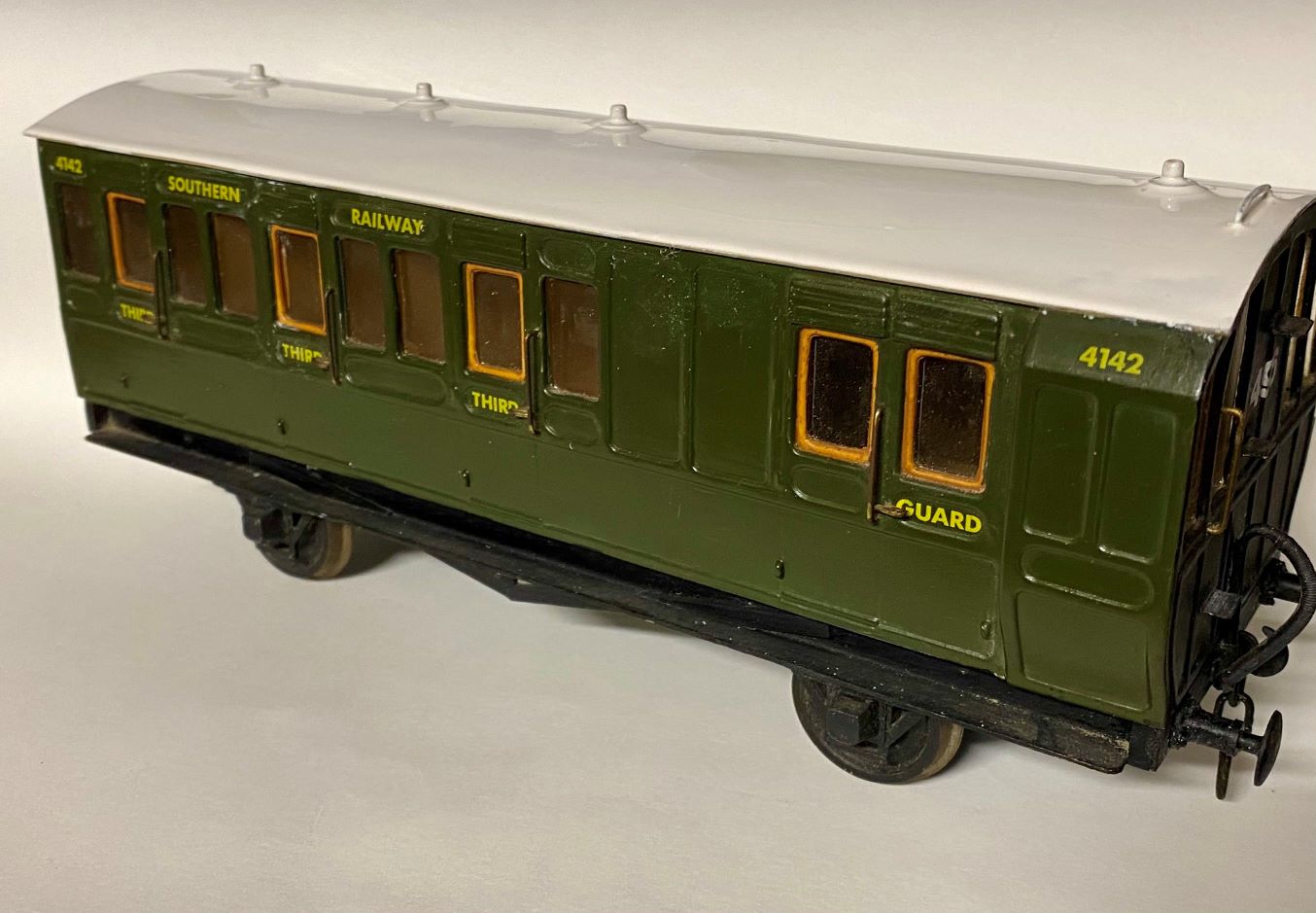 STROUDLEY COACHES - Tenmille